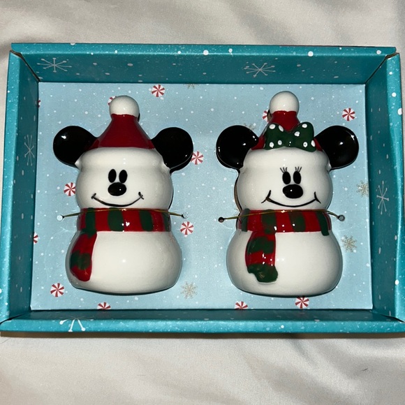 Disney Mickey and Minnie ceramic salt and pepper shakers nwt very rare - Picture 2 of 9
